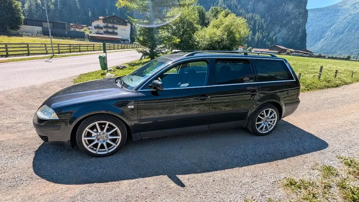 Gebraucht VW Passat 130 PS (95 kW) 2003 Schwarz Kombi
