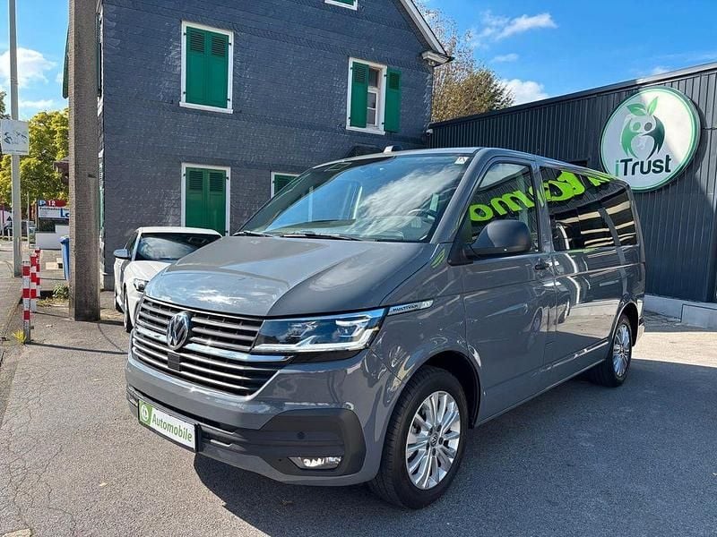 Gebraucht VW Multivan Trendline 150 PS (110 kW) 2020 Grau Van