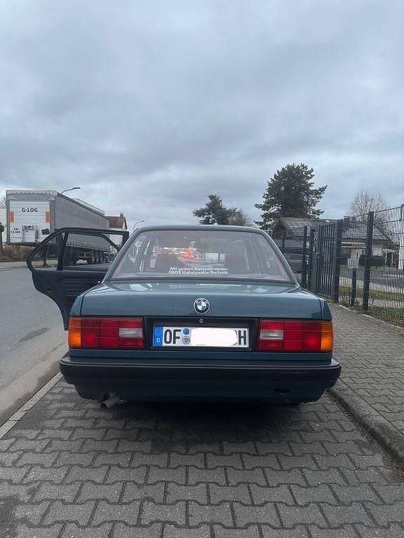 Gebraucht BMW 316 102 PS (75 kW) 1987 Blau Limousine