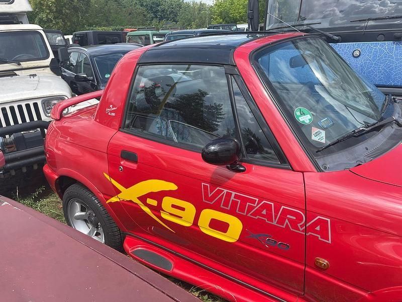 Gebraucht Suzuki X-90 97 PS (71 kW) 1996 Rot Coupé