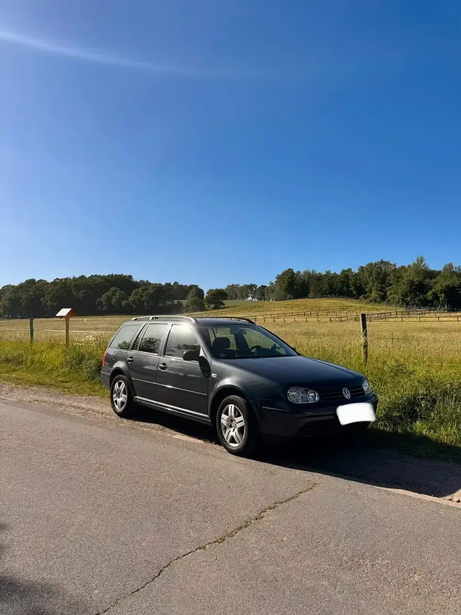 Gebraucht VW Golf IV Highline 110 PS (80 kW) 2003 Grau Kombi