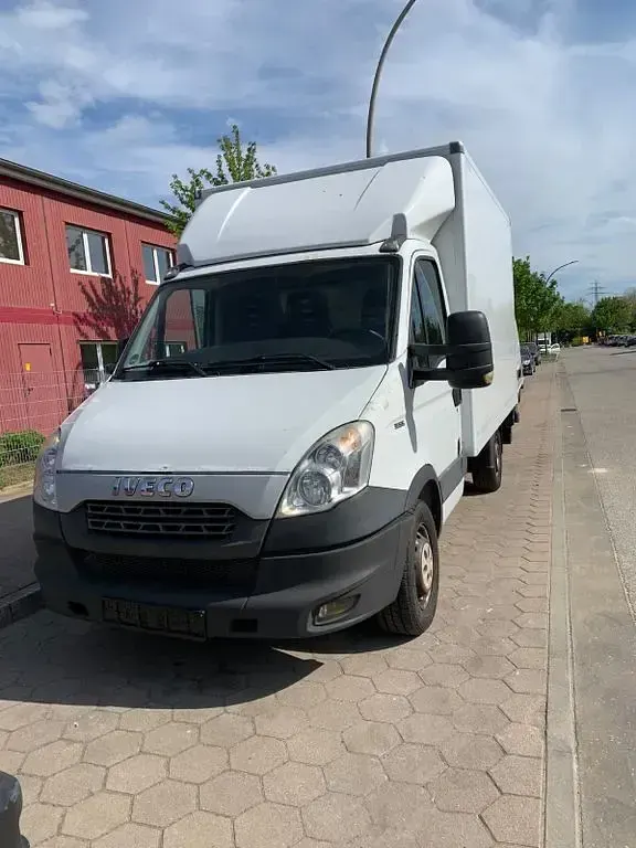 Usata Iveco Massif 175 CV (128 kW) 2013 Bianco