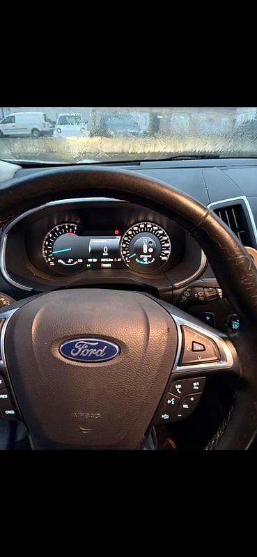 Gebraucht Ford Edge 210 PS (154 kW) 2018 Weiß SUV