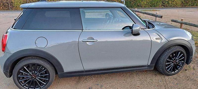 Gebraucht Mini ONE 102 PS (75 kW) 2020 Grau Kleinwagen