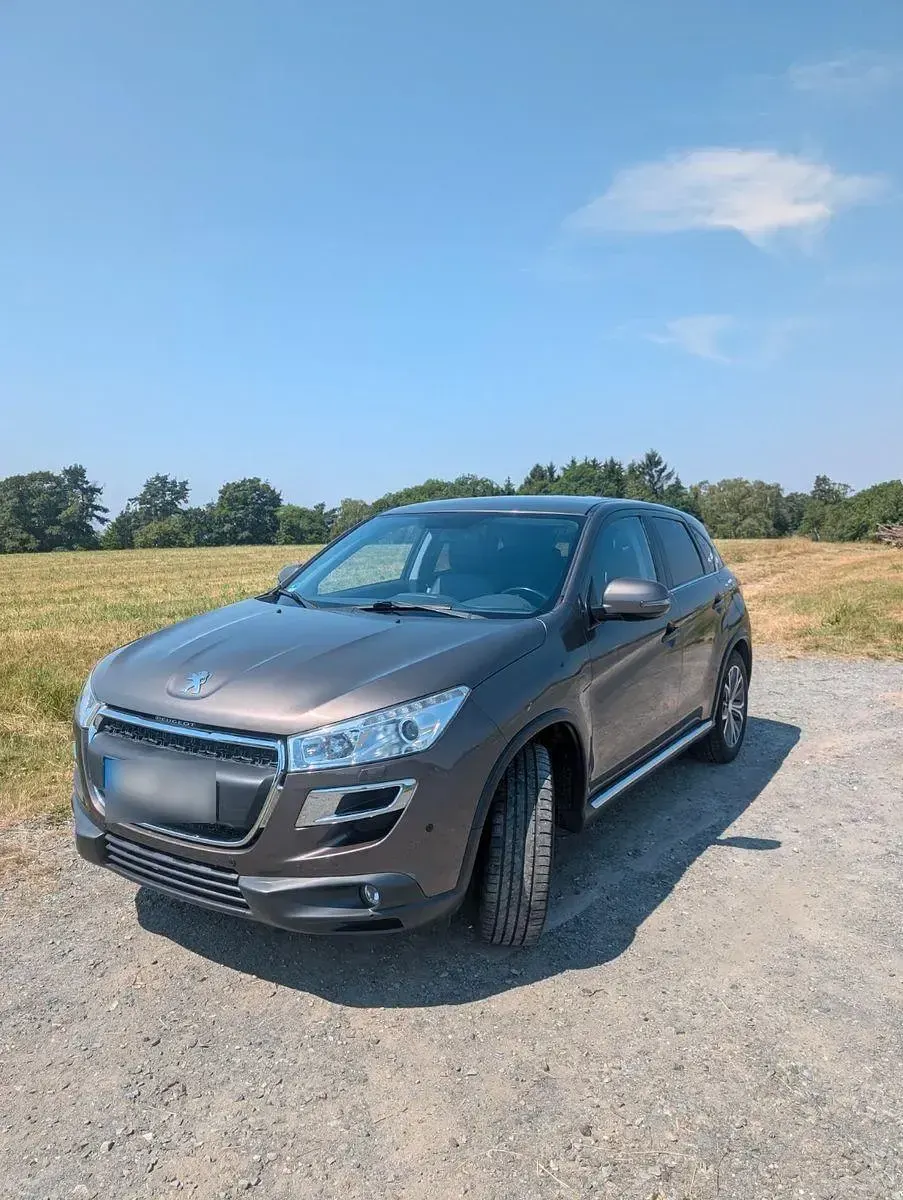 Gebraucht Peugeot 4008 150 PS (110 kW) 2015 Braun SUV
