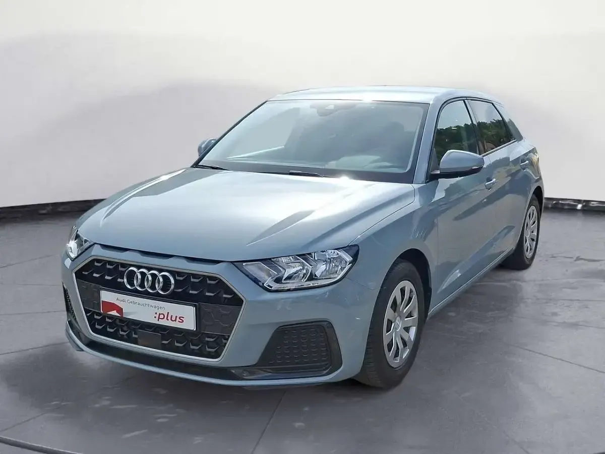 Gebraucht Audi A1 Advanced Plus 116 PS (85 kW) 2025 Pfeilgrau perleffekt SUV