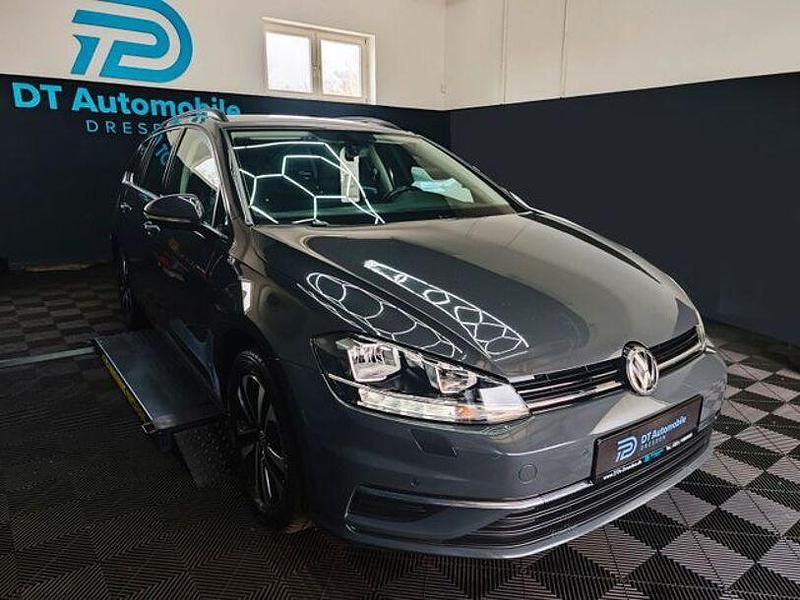 Gebraucht VW Golf VII United 150 PS (110 kW) 2020 Andere Limousine