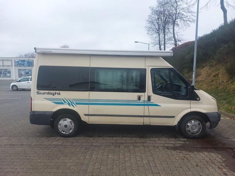 Weiß Gebraucht 2011 Ford Transit Van | 6.950 € (Fairer Preis) - Bild 1/4