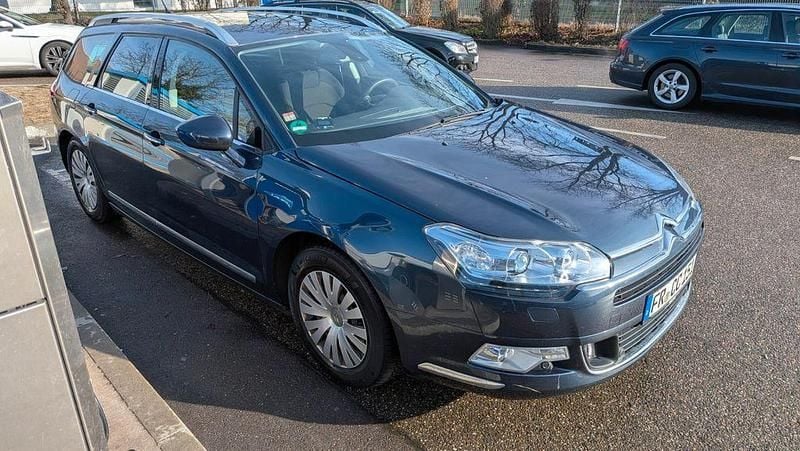 Blau Gebraucht 2015 Citroën C5 SELECTION Kombi | 5.099 € (Guter Preis) - Bild 1/4