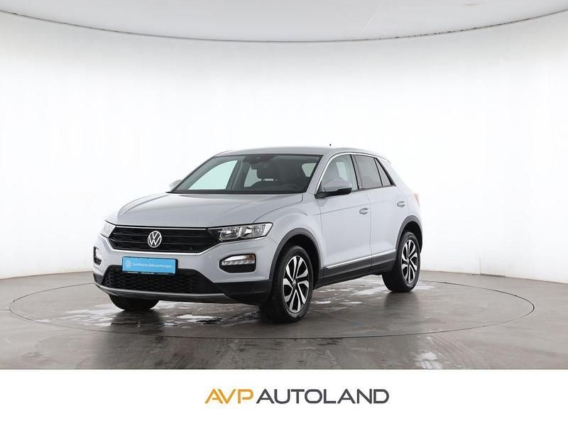 Gebraucht VW T-Roc Active 116 PS (85 kW) 2021 White silver SUV