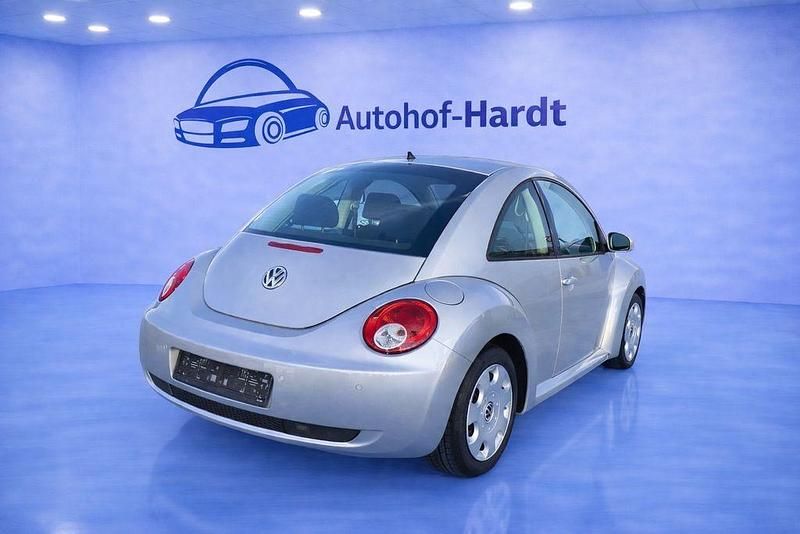 Gebraucht VW New Beetle 102 PS (75 kW) 2007 Silber Kleinwagen