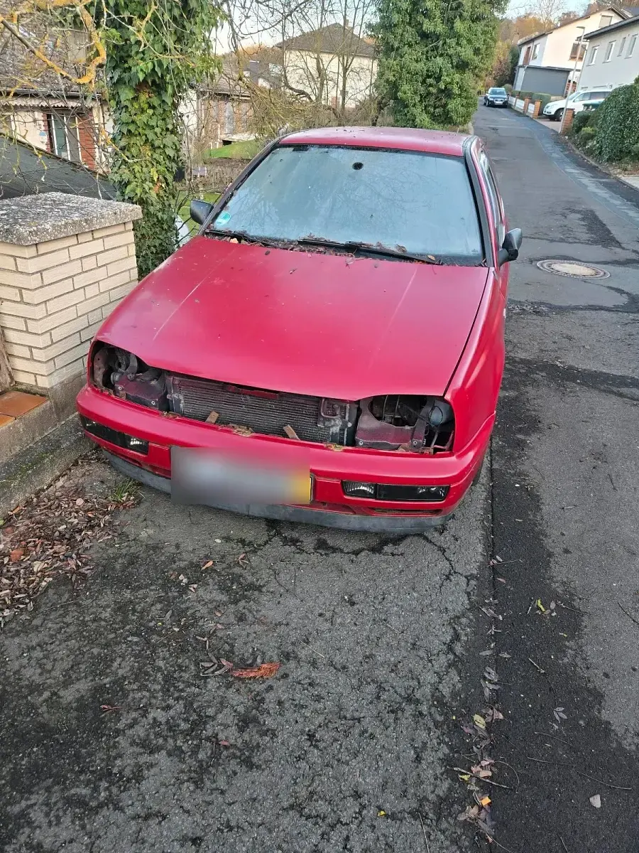 Gebraucht VW Golf III 90 PS (66 kW) 1996 Rot Kleinwagen
