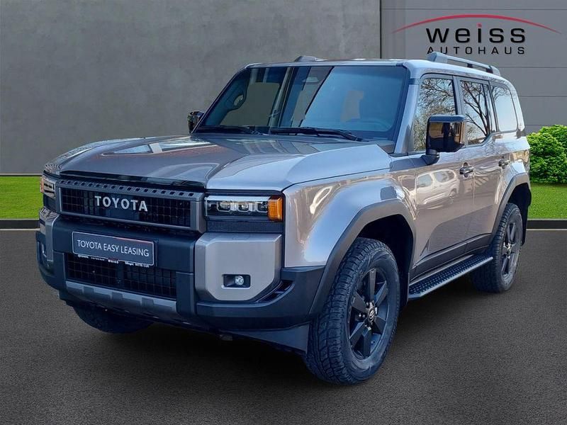 Braun Gebraucht 2024 Toyota Land Cruiser Executive SUV | 88.425 € (Etwas zu teuer) - Bild 1/4