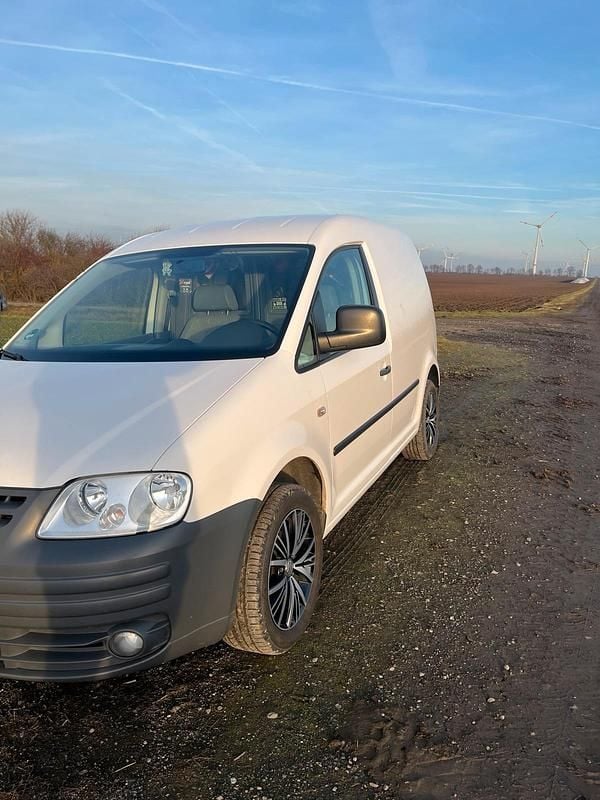 Weiß Gebraucht 2010 VW Caddy Van / Kleinbus | 6.800 € (Fairer Preis) - Bild 1/4
