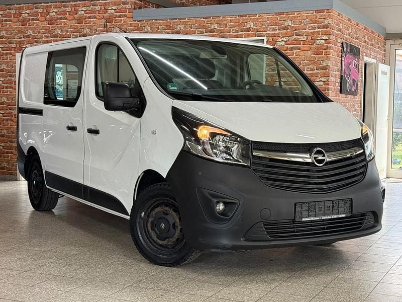 Gebraucht Opel Vivaro 120 PS (88 kW) 2019 Weiß Van / Kleinbus