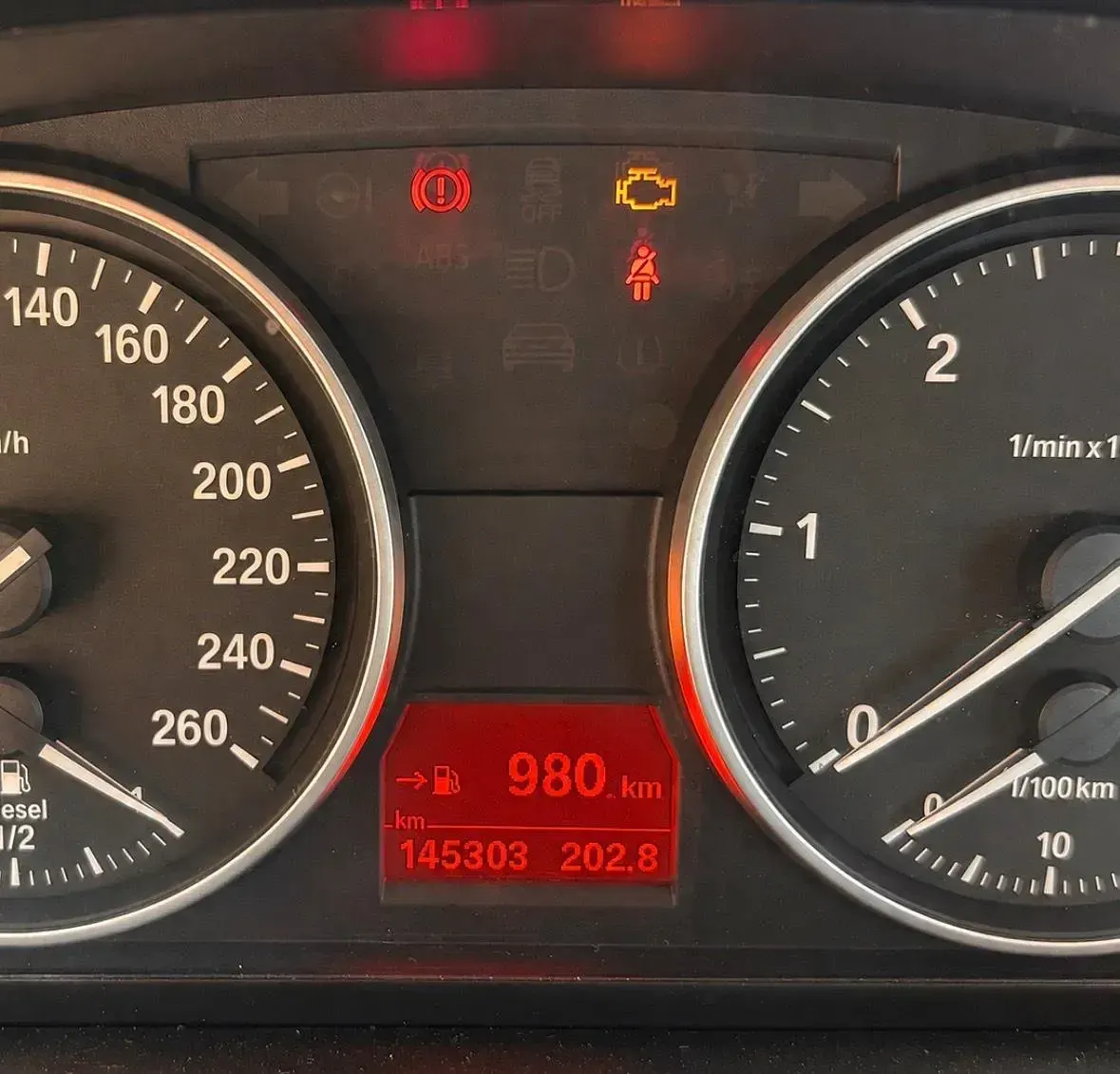 Gebraucht BMW X1 143 PS (105 kW) 2011 Grau SUV