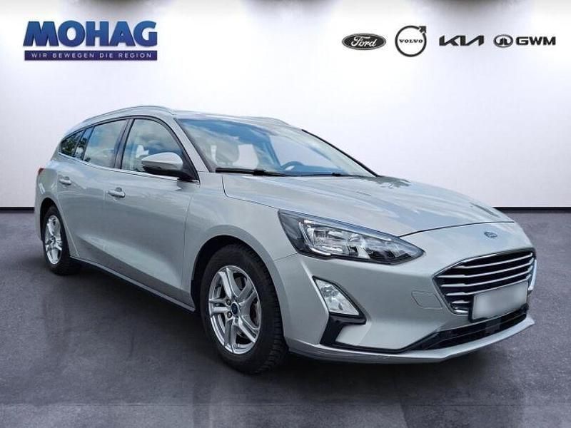 Gebraucht Ford Focus Cool & Connect 125 PS (91 kW) 2021 Silber Kombi