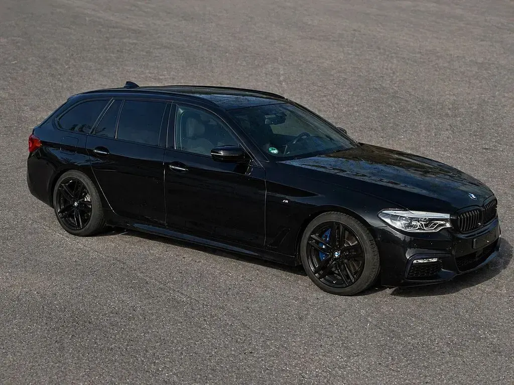 Gebraucht BMW 540 M Sport 320 PS (235 kW) 2018 Schwarz Kombi