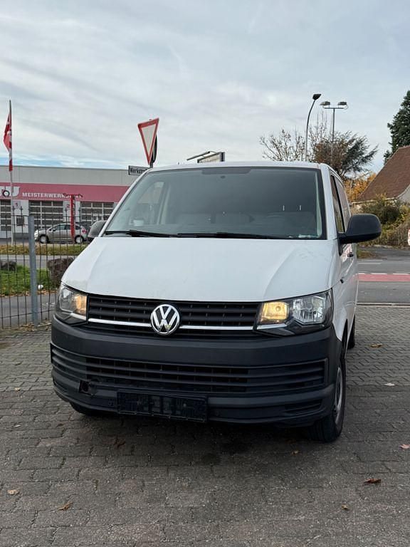 Gebraucht VW Transporter 102 PS (75 kW) 2019 Weiß Van