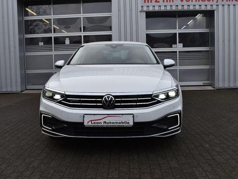 Gebraucht VW Passat GTE 218 PS (160 kW) 2021 Weiß Limousine
