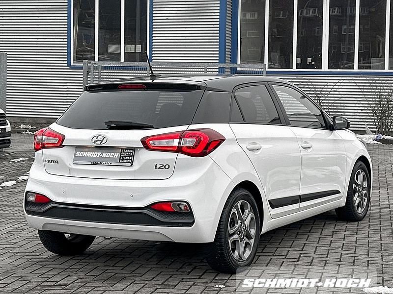 Gebraucht Hyundai i20 Style 84 PS (61 kW) 2019 Weiß Kleinwagen