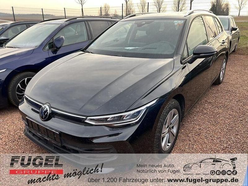 Grenadillschwarz metallic Gebraucht 2024 VW Golf VIII Life Kombi | 26.799 € (Guter Preis) - Bild 1/4