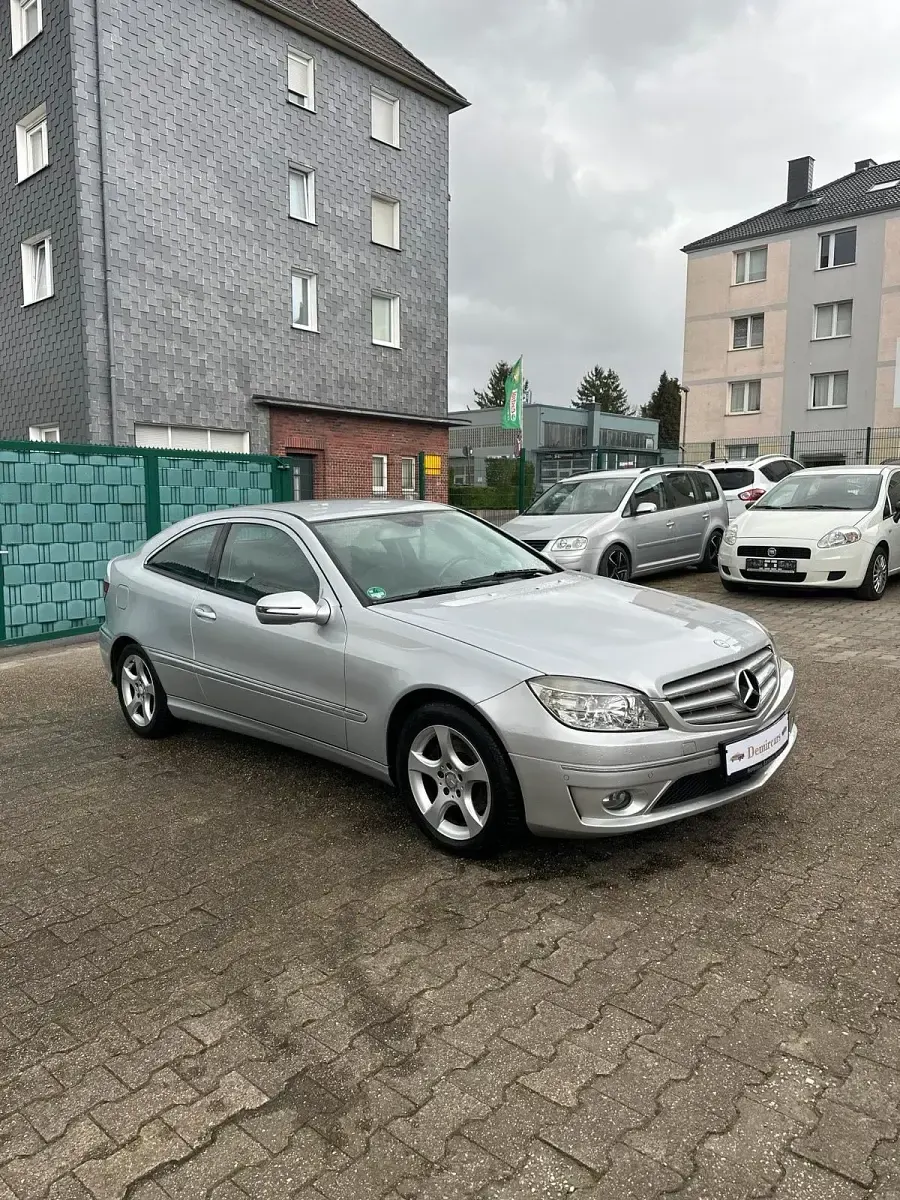 Gebraucht Mercedes CLC200 184 PS (135 kW) 2009 Silber Coupé