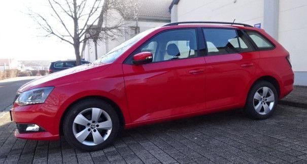 Gebraucht Skoda Fabia Style 90 PS (66 kW) 2015 Rot Kombi