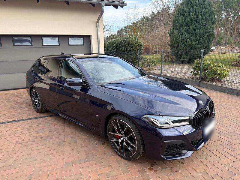Gebraucht BMW 540 Performance 333 PS (244 kW) 2020 Blau Kombi