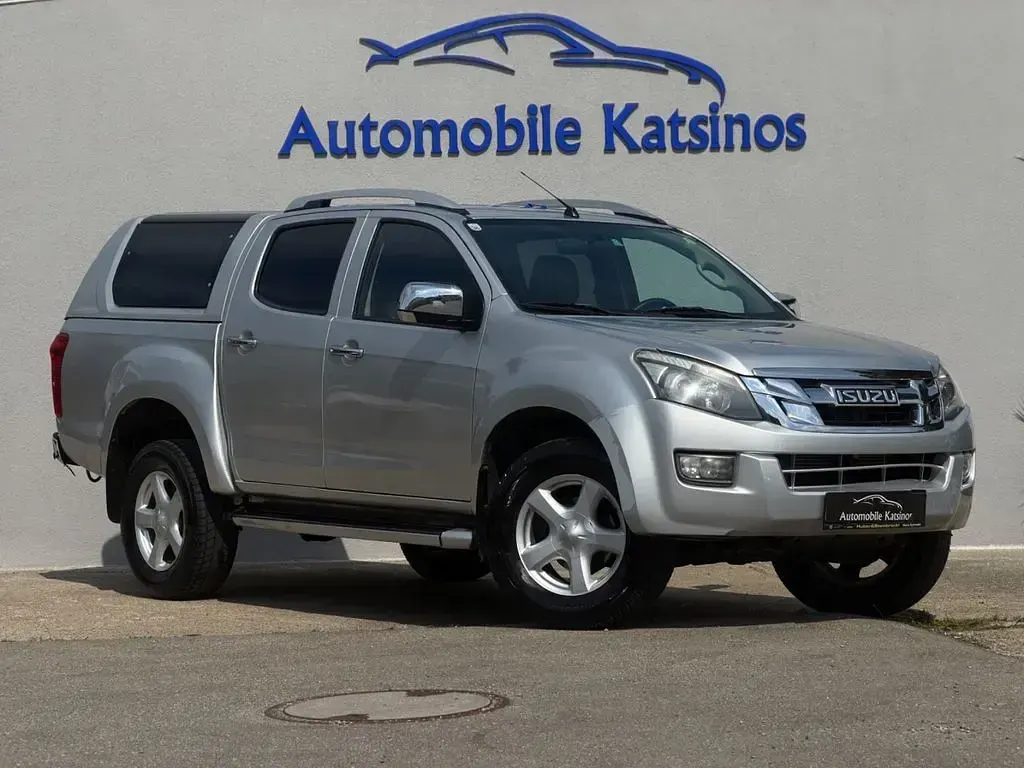 Gebraucht Isuzu D-Max 163 PS (119 kW) 2015 Silber SUV