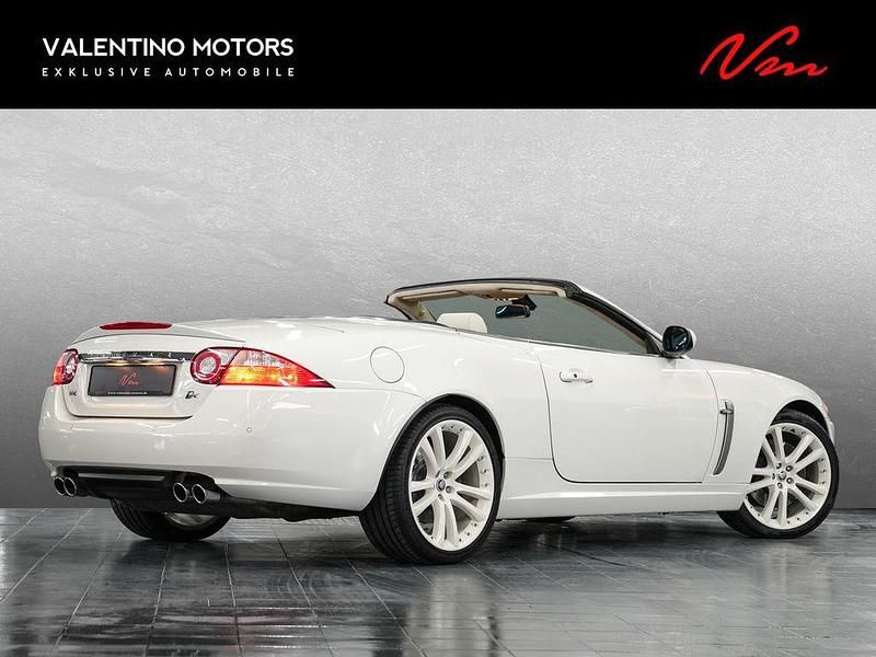Gebraucht Jaguar XKR 416 PS (305 kW) 2008 Weiß Cabrio