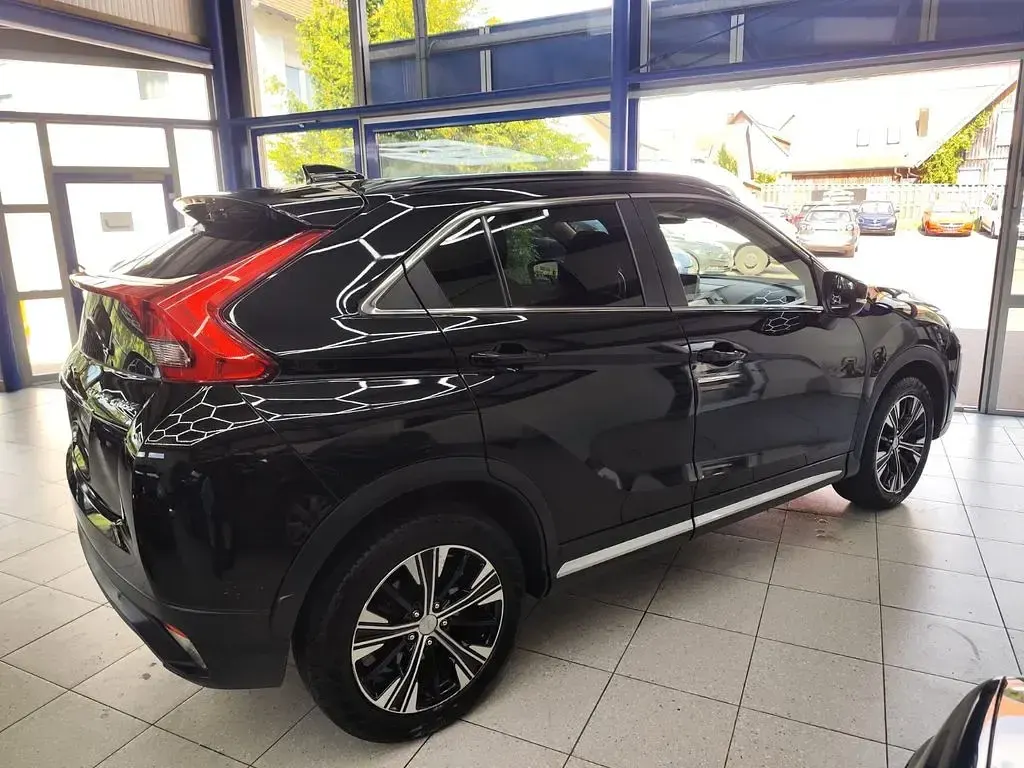 Gebraucht Mitsubishi Eclipse Cross Plus 163 PS (119 kW) 2018 Schwarz SUV
