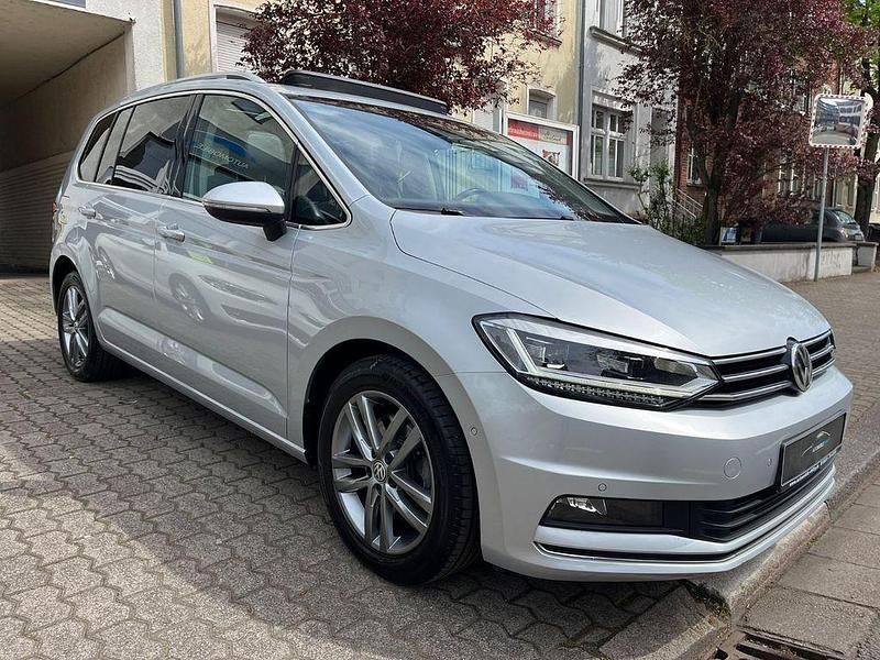 Gebraucht VW Touran Highline 190 PS (139 kW) 2018 Silber Van / Kleinbus