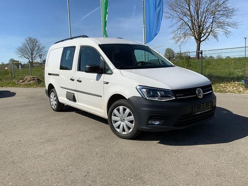 Second-hand VW Caddy Maxi 150 CP (110 kW) 2020 Alb Monovolum