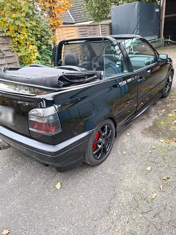 Gebraucht VW Golf Cabriolet 90 PS (66 kW) 1993 Schwarz Cabrio