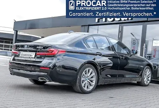Gebraucht BMW 520 Shadowline 184 PS (135 kW) 2022 Schwarz Limousine