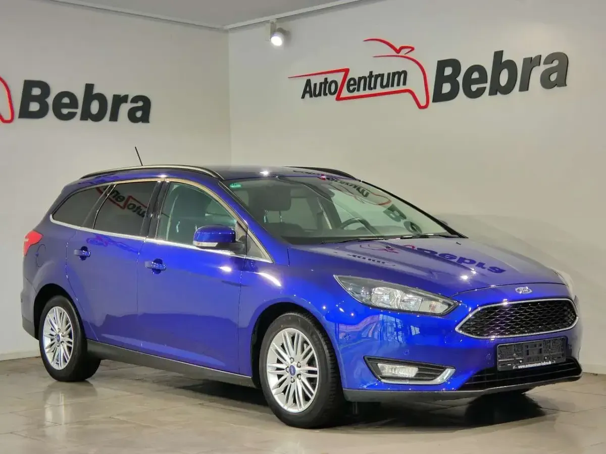 Usata Ford Focus Cool & Connect 125 CV (91 kW) 2018 Blu Station wagon