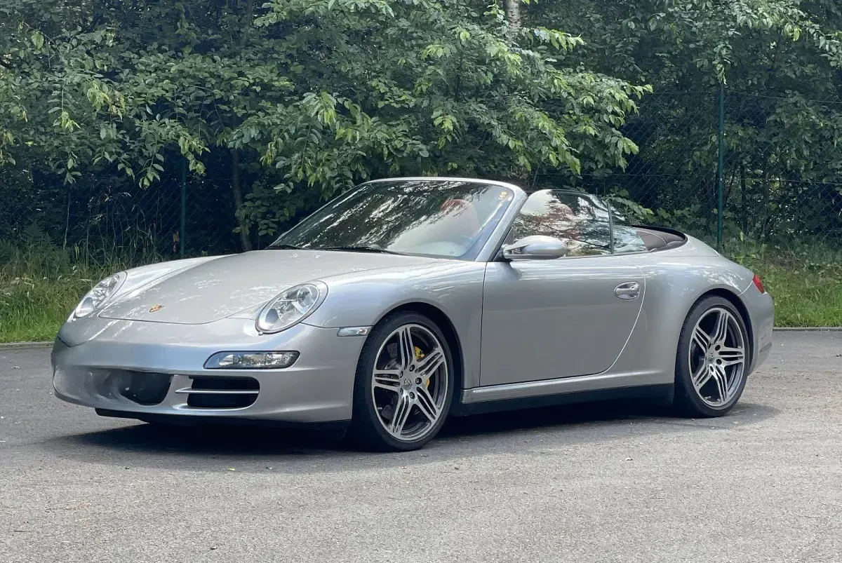 Gebraucht Porsche 997 354 PS (260 kW) 2005 Silber Cabrio