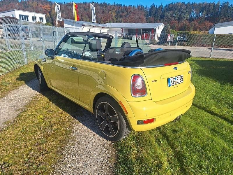 Gebraucht Mini Cooper S Cabriolet 174 PS (127 kW) 2009 Gelb Cabrio