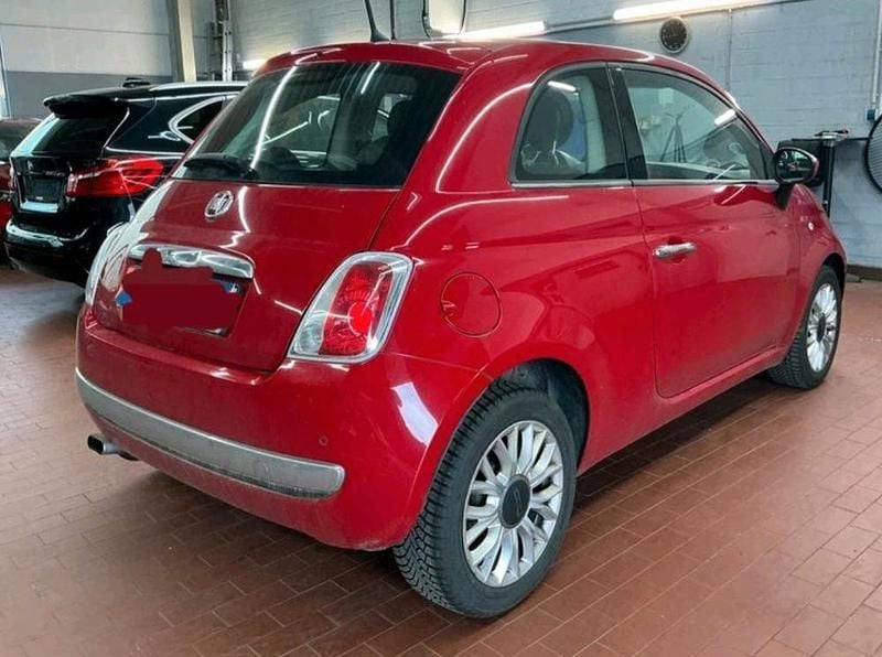 Gebraucht Fiat 500 70 PS (51 kW) 2015 Rot Kleinwagen