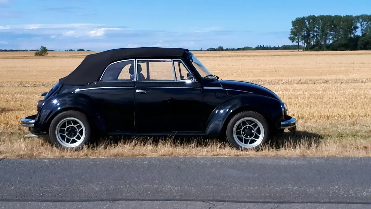 Gebraucht VW Käfer S 50 PS (36 kW) 1975 Schwarz Cabrio