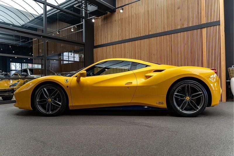 Gebraucht Ferrari 488 669 PS (492 kW) 2019 Gelb