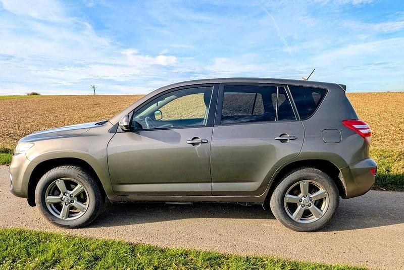 Gebraucht Toyota RAV4 150 PS (110 kW) 2013 SUV