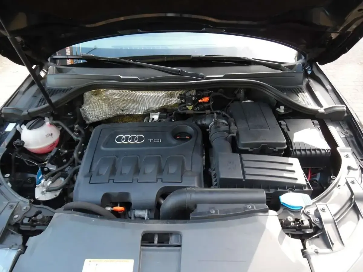 Gebraucht Audi Q3 Sport 140 PS (102 kW) 2013 Schwarz SUV