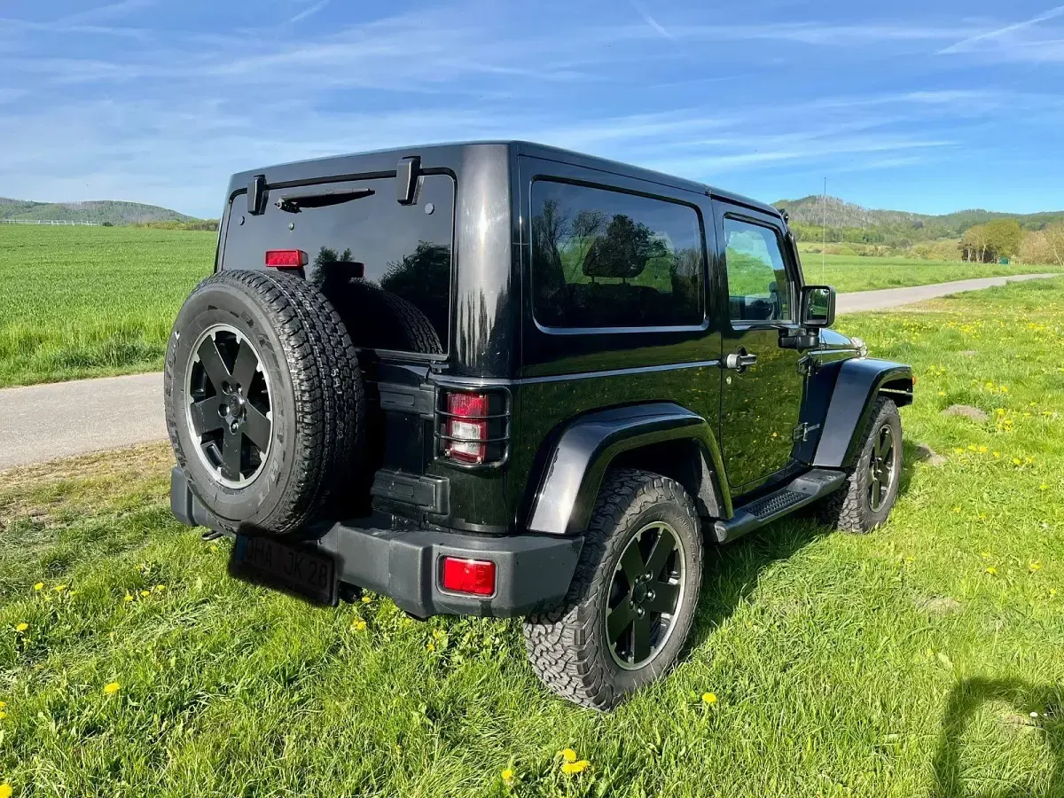 Gebraucht Jeep Wrangler 200 PS (147 kW) 2012 Schwarz SUV