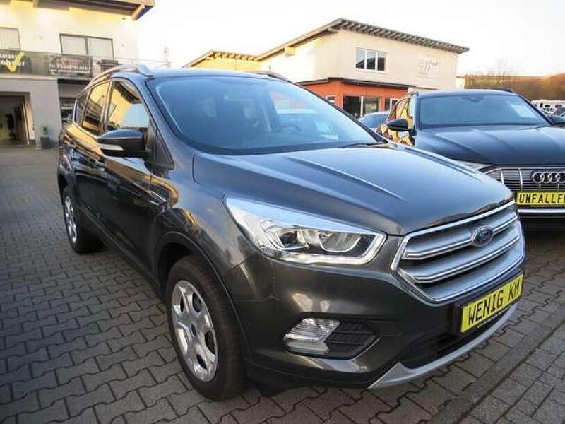 Gebraucht Ford Kuga Cool & Connect 194 PS (142 kW) 2020 Magneticgrau (metallic) SUV