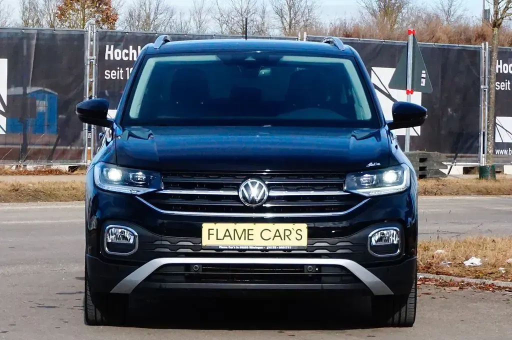 Używany VW T-Cross Style 120 KM (88 kW) 2022 Czarny SUV