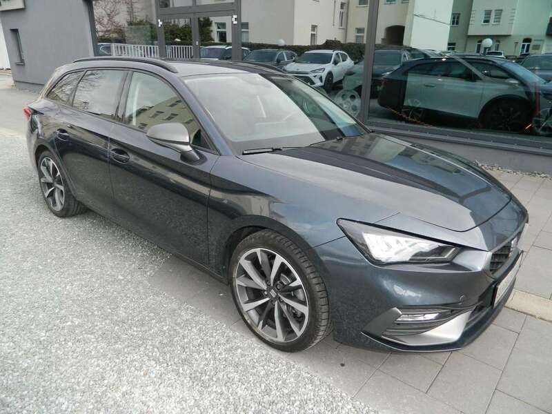 Magnetic grau Gebraucht 2022 Seat Leon FR Kombi | 21.490 € (Fairer Preis) - Bild 1/4