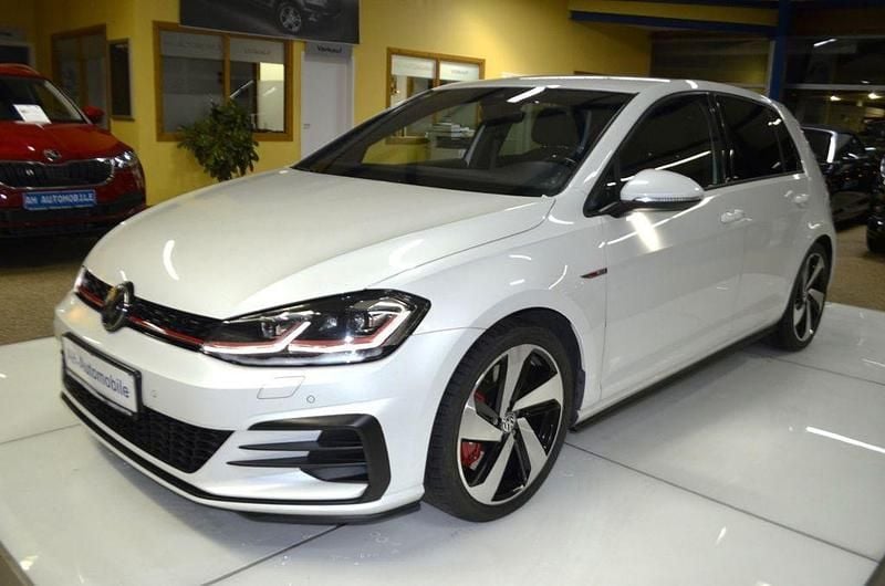 Weiß Gebraucht 2017 VW Golf VII GTI Limousine | 19.880 € (Etwas zu teuer) - Bild 1/4