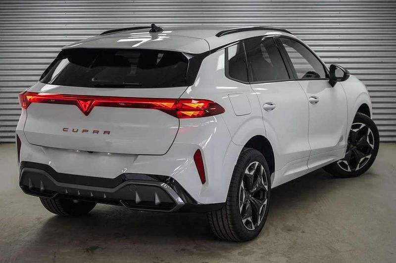 Neu Cupra Terramar VZ 265 PS (194 kW) 2025 Nevadaweiss metallic (2y) SUV